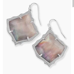 Kirsten Drop Earrings in Black Pearl